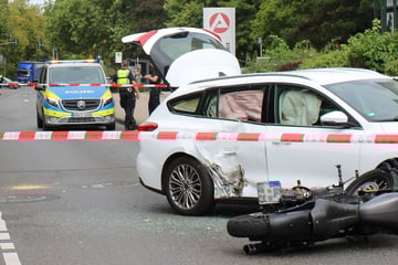 Frontalcrash hinterlässt 20.000 Euro Schaden: Zwei Verletzte