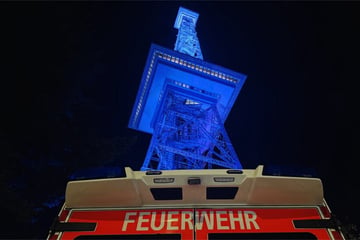 Berlin: Aufzug-Panne in Berliner Funkturm: Besucher sitzen in 125 Meter Höhe fest