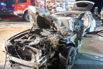 Unfall A73: Fahrerflucht nach riskantem Spurwechsel: 33-jähriger durch Unfall schwer verletzt