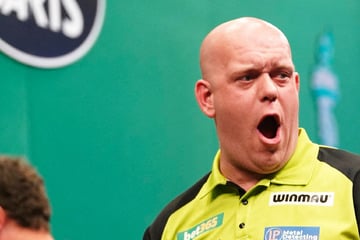 "Kneipenspieler": Darts-Star macht Gegner erbarmungslos zur Schnecke