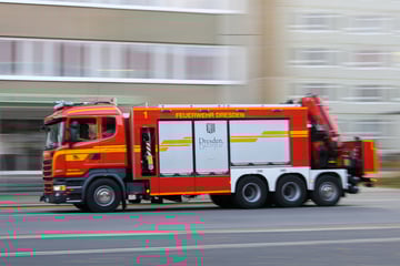 Dresden: Flammen in Dresdner Wohnung: Dutzende Anwohner evakuiert