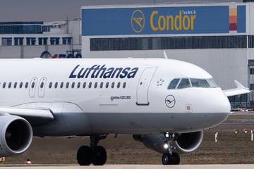 Lufthansa: Verdächtiger Geruch sorgt für Unruhe: Lufthansa-Flieger von Feuerwehr empfangen