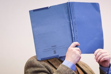 Pastor missbraucht Teenager und kriegt Bewährungsstrafe