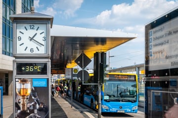 Chemnitz: Chemnitz: Zenti-Uhr plötzlich verschwunden