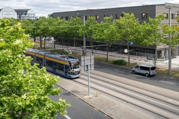 Leipzig: Für rund 265.000 Euro: Stadt Leipzig baut Ampel um und richtet neue Tempo-30-Zone ein