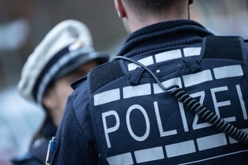 Schwimmbad-Zoff eskaliert: Zwei Verletzte nach Schlägerei, auch Messer im Spiel