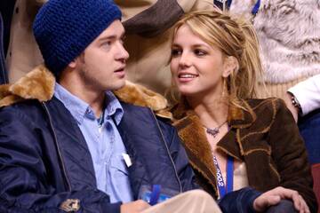 Britney Spears shades Justin Timberlake in her memoir announcement!