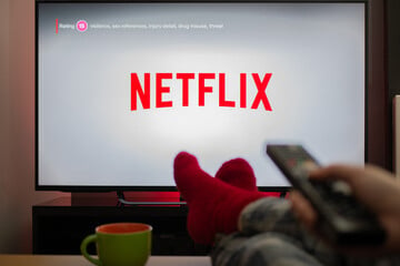 Nur mit Werbung kostet's nicht mehr: Netflix erhöht Preise in Deutschland!