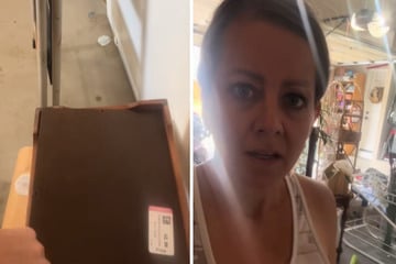 Frau kauft Kiste für 2,50 Euro: Als sie diese öffnet, wird sie ganz blass