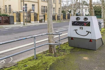 Leipzig: Mobiler Blitzer in Leipzig beschmiert: 30-Jähriger gestellt