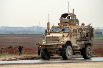 US military says they struck over 30 Islamic State group targets in Syria