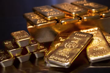 20 Goldbarren im Müll: Mann entsorgt Vermögen versehentlich im Container