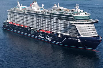Nach Sturm-Chaos: Dieser "Mein Schiff"-Riese legt zum ersten Mal im Hamburger Hafen an