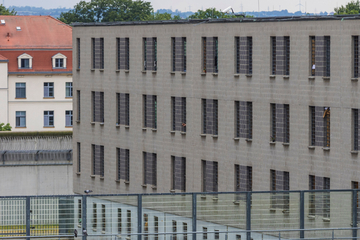 Dresden: Hinter den Gittern der JVA Dresden: Sexuelle Übergriffe unter Häftlingen!