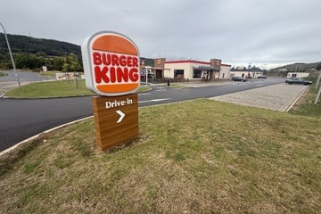 Streit auf Burger-King-Parkplatz: 18-Jähriger zückt Pistole