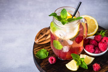 Himbeer-Mojito: Rezept für einen fruchtigen Cocktail