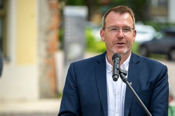 Vorm ersten Arbeitstag: Nazi-Ärger für neuen Landrat