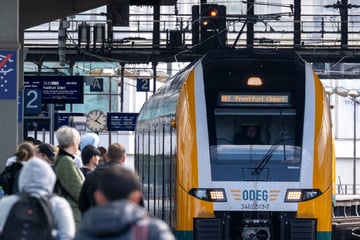 RE1-Fahrgäste aufgepasst: Neue Sperrung am Wochenende!