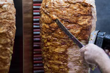 Dönerstag fällt aus - Polizei stoppt 1000 Kilo Gammelfleisch auf der A10