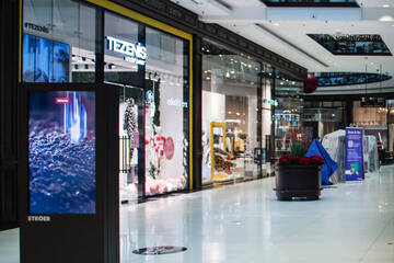 Berlin: Überfall auf "Mall of Berlin": Quintett versucht, bei Juwelier einzubrechen