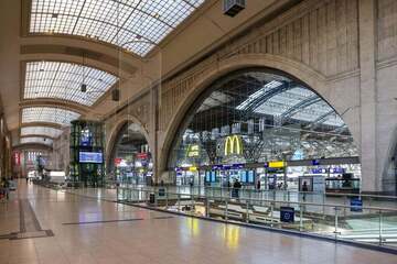 Nackter Mann masturbiert im Leipziger Hauptbahnhof: Polizei muss ihn gehen lassen