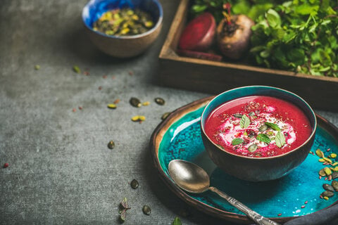 Einfache Rote Bete Suppe: Rezept für eine wohlig warme Suppe