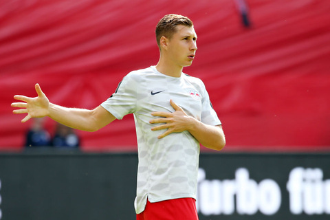 Trainer will RB Leipzigs Kapitän Orban in der ...