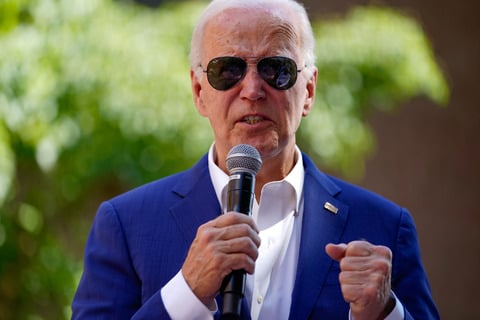 Biden attempts to quell growing opposition with new letter and rare ...