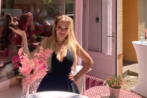 Anne Wünsche feiert Café-Eröffnung: "Wer nicht wagt, der nicht gewinnt."