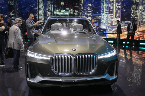BMW legt im ersten Quartal dank Luxusschlitten und Elektroautos zu