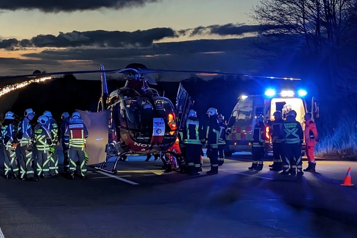 Unfall Auf A4 Bei Wilsdruff: Audi-Fahrer Verliert Kontrolle Und Stirbt ...