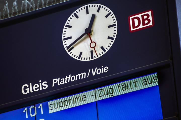 Trotz Streik-Absage: Deutsche Bahn Rechnet Mit Etlichen Zugausfällen In ...