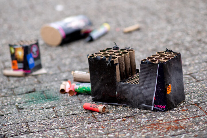 Pyro-Schock in Berlin-Neukölln: Heftiger Knall sprengt Wohnungsfenster
