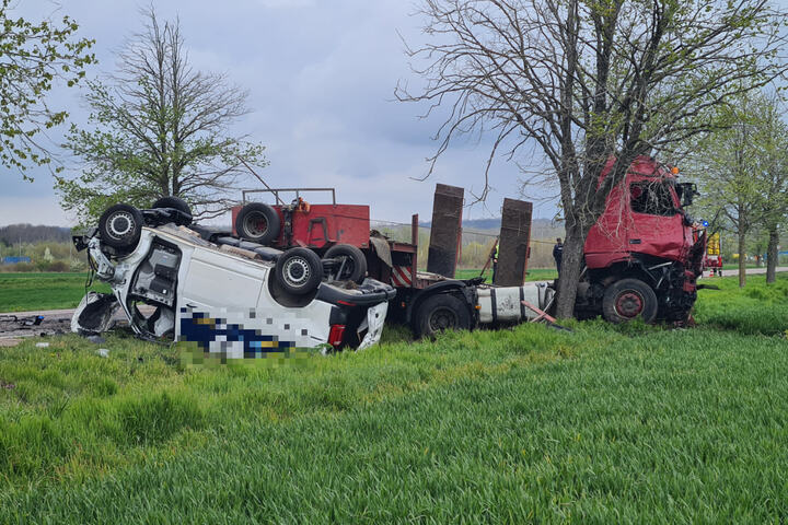 Lkw Gerät In Gegenverkehr: Ein Schwerverletzter Bei Unfall Auf Der B6!