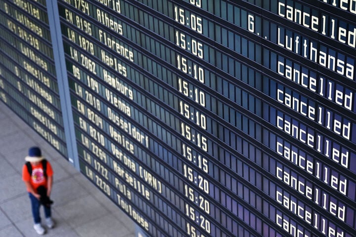 Fluglotsen-Streik in Frankreich bremst Flugverkehr aus: Auch deutsche ...