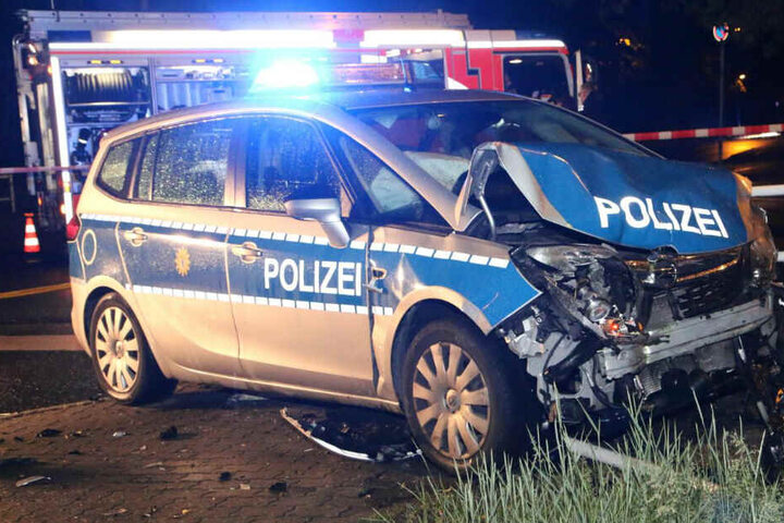 5 jähriges kind mit fahrrad verursacht unfall mit pkw