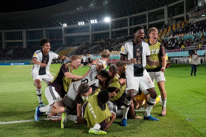 Deutschland Ist U17-Weltmeister! Heide Auch Bei Final-Drama Der Elfer-Held