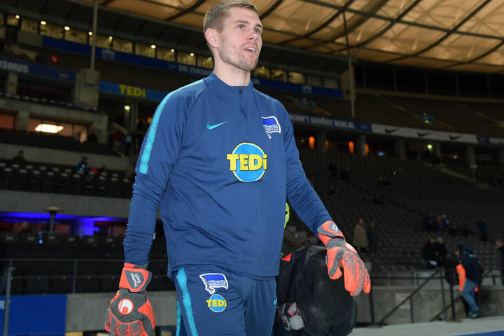 Unterschrieben: Hertha hält an Keeper Kraft fest! | TAG24