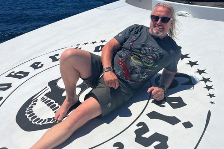 Robert Geiss hat Geschäftsidee, Fans spotten über ihn