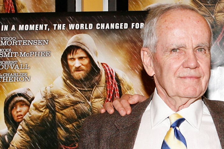 Acclaimed Author Cormac McCarthy Has Passed Away