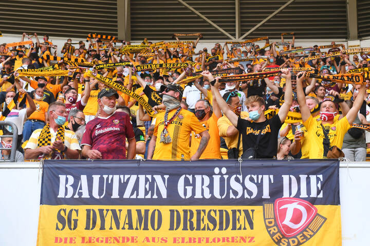 Bis zu 16.000 Dynamo-Fans gegen Paderborn? Heute startet ...