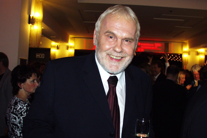 "Unvorstellbar!" – Junkyard Sänger David Roach Ist Tot – So Reagieren Seine Kollegen. - asupgtt