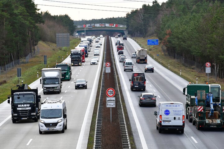 Unfall A13 heute & gestern: Aktuelle Unfallmeldungen von ...