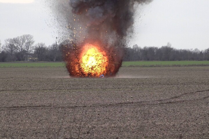 Weltkriegsbombe Auf Baustelle In Leipzig Gefunden: Sprengung Erfolgreich!