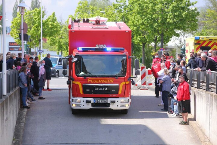 Feuerwehreinsatz In Dresden: Seidnitz Center Komplett Geräumt, Was Ist ...