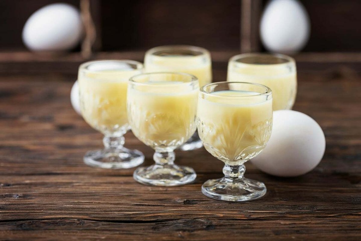 Eierlikör nach DDR Art: Rezept mit Kondensmilch
