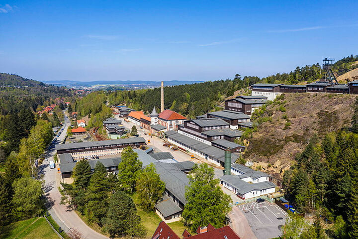 Rheinisch Und Westfälisch Bergwerk 5 Buchstaben
