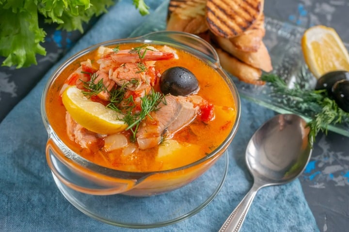 Soljanka mit Jagdwurst: Einfaches Rezept für den beliebten DDR-Klassiker