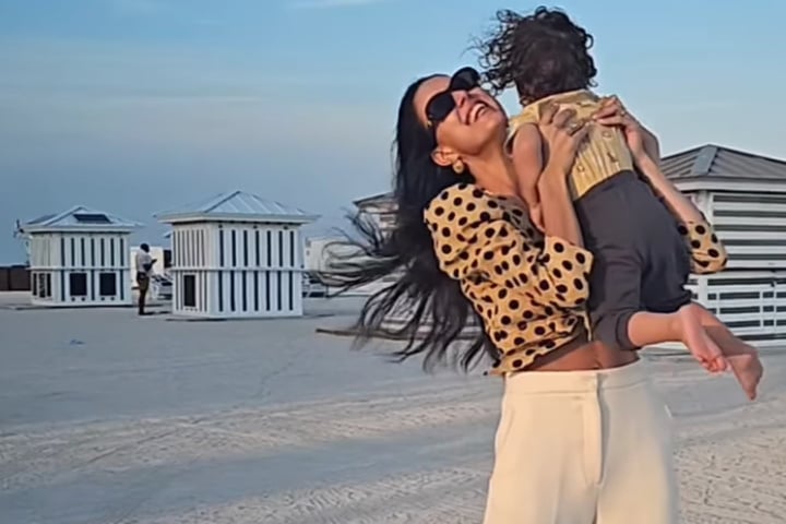 Rebecca Mir teilt süßes Mama-Sohn-Video zum Muttertag: Zwei Details ...