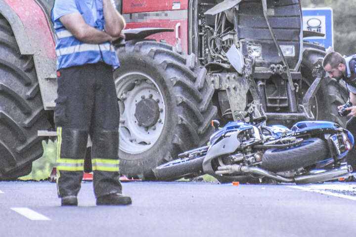 Tödlicher Unfall In Schöntal: Motorradfahrer Stirbt Bei Zusammenstoß ...